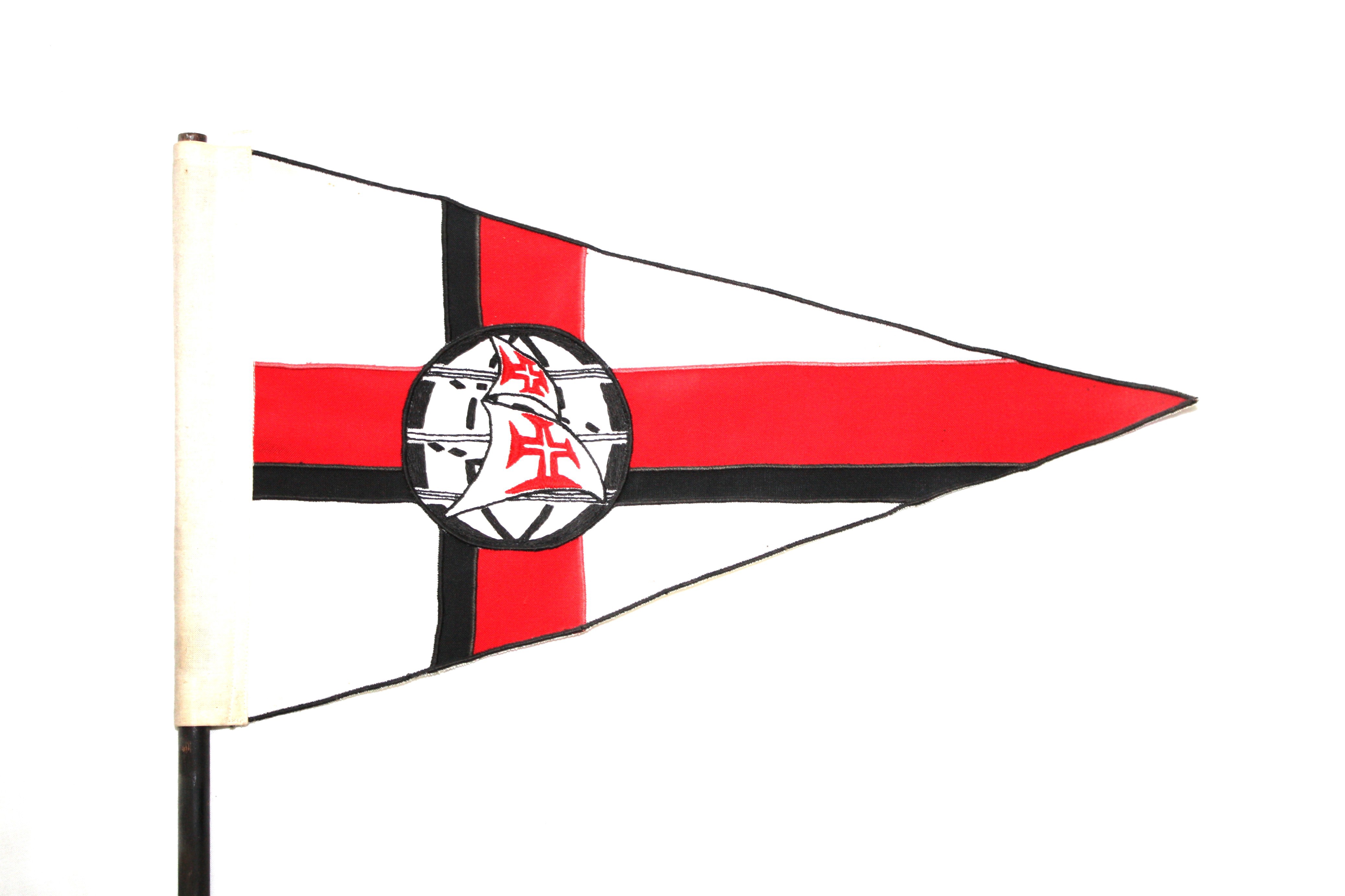 Associacao Portuguesa De Treino De Vela Burgee