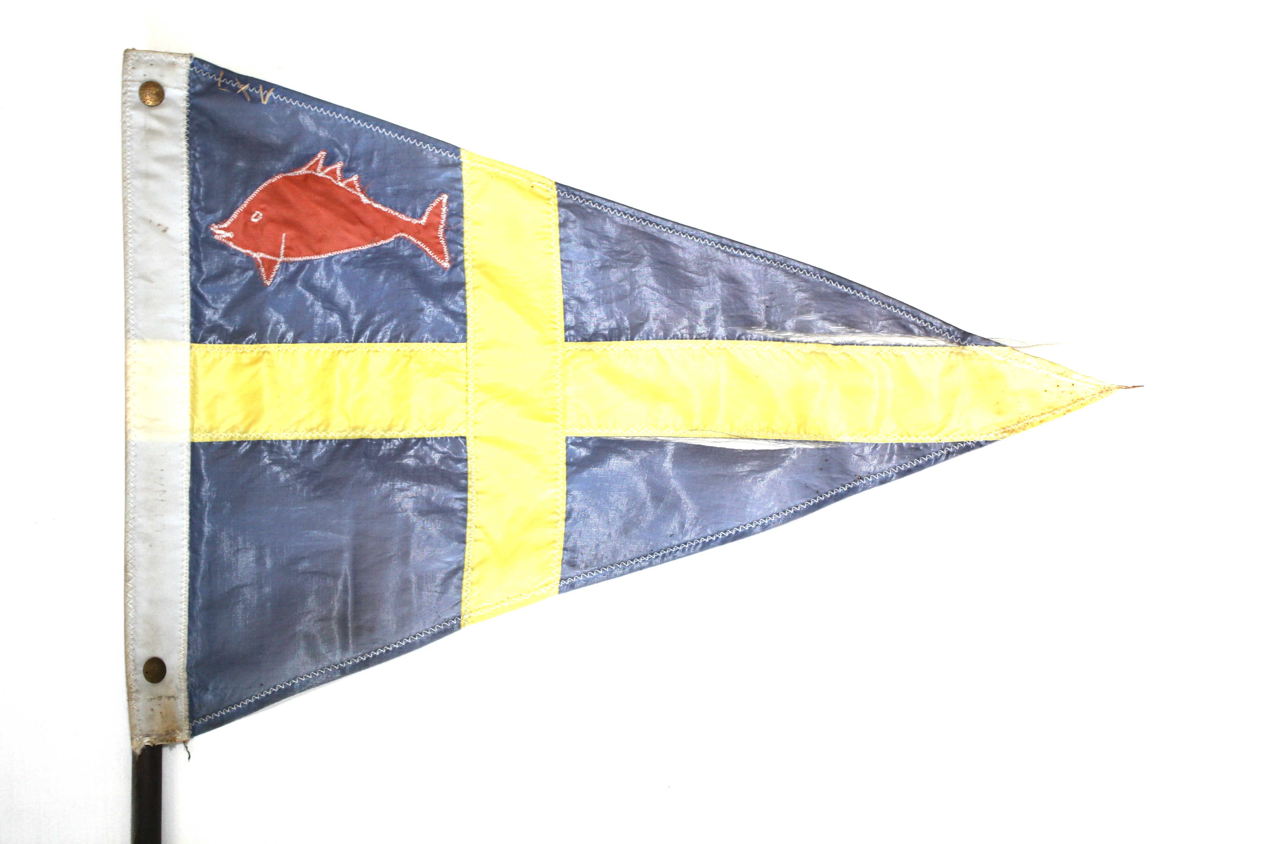 Gurnard Sailing Club Burgee